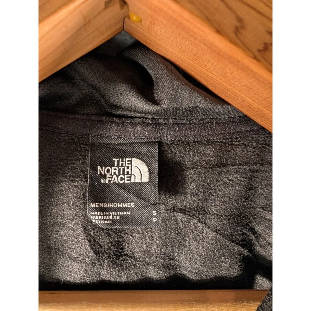 The North Face Men's Small Black‎ Camo Full Zip Hooded Fleece Jacket